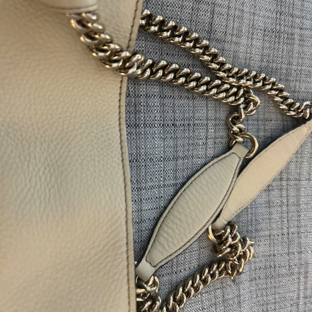 Gucci White Leather Soho Chain Tote - Picture 8 of 16